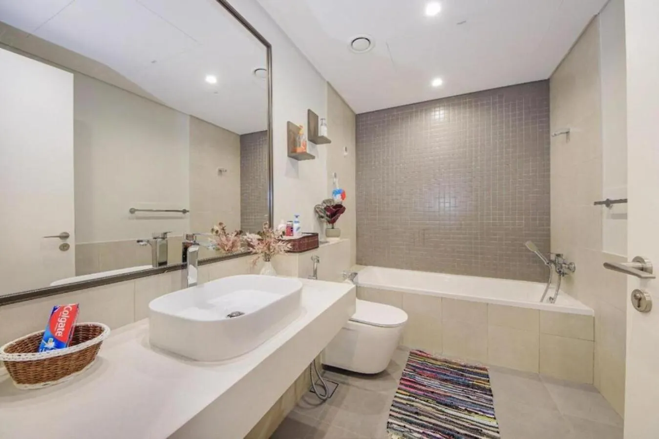 Brown Stone - Dubai Frame Apartment